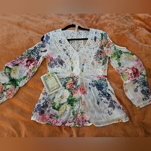 NWT Aratta Floral Lace Women's Top W/ Shoulder Cutout